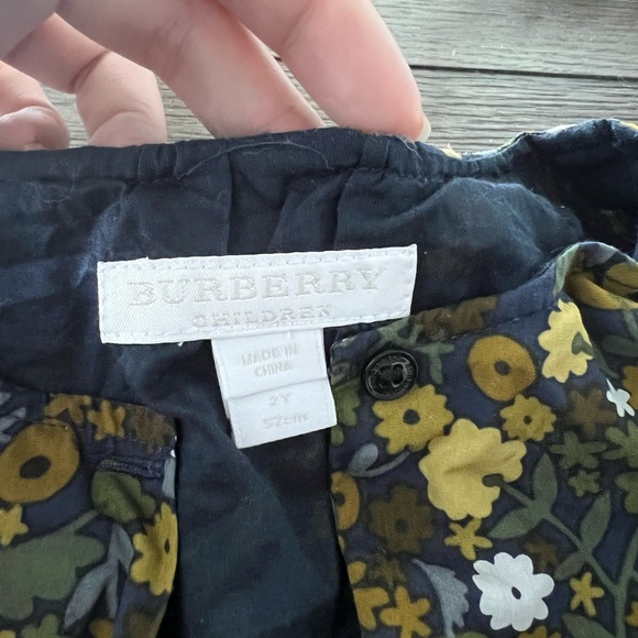 Burberry jumpsuit - Picture 3 of 3